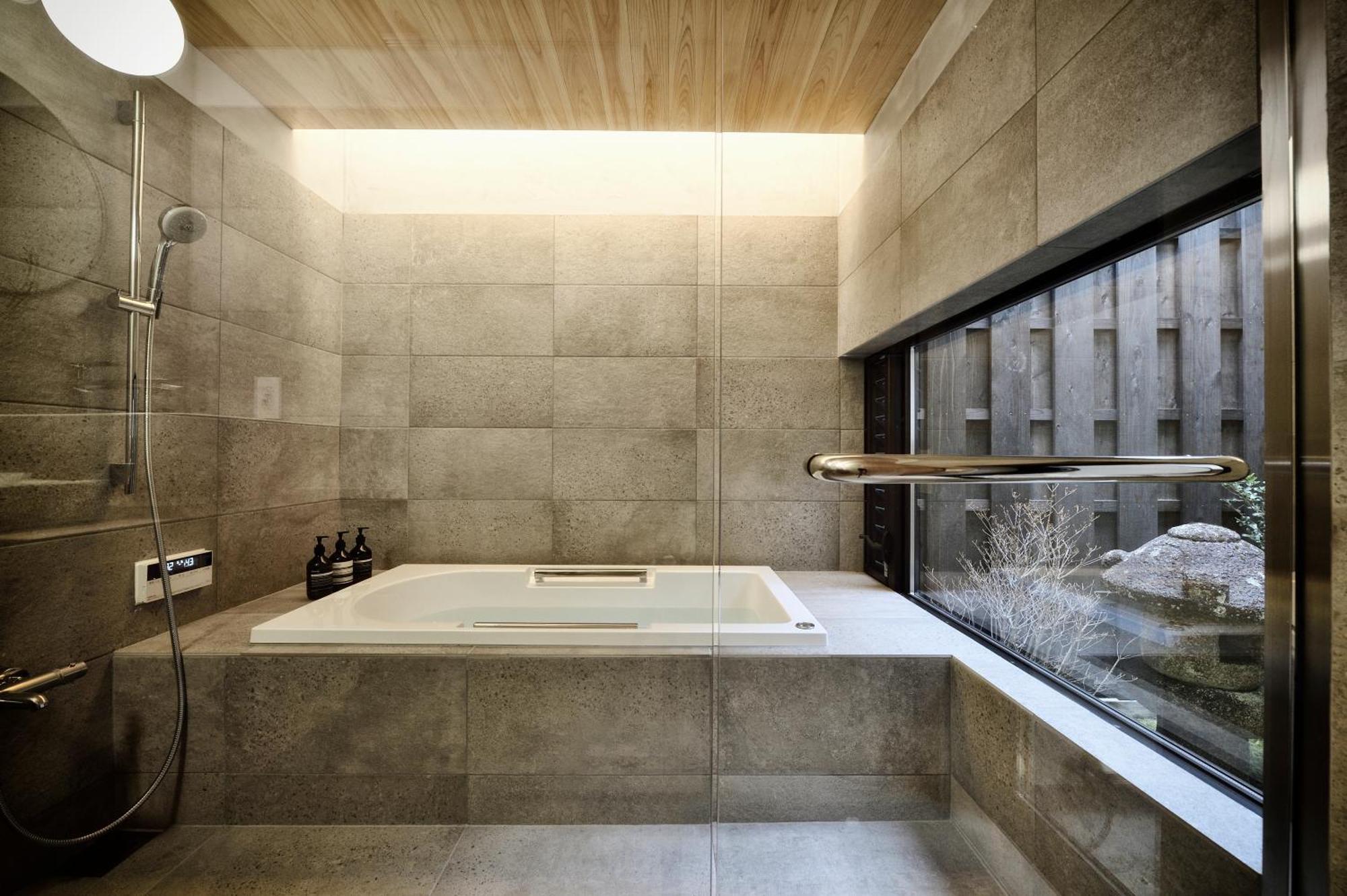 Ryokan Micasa *